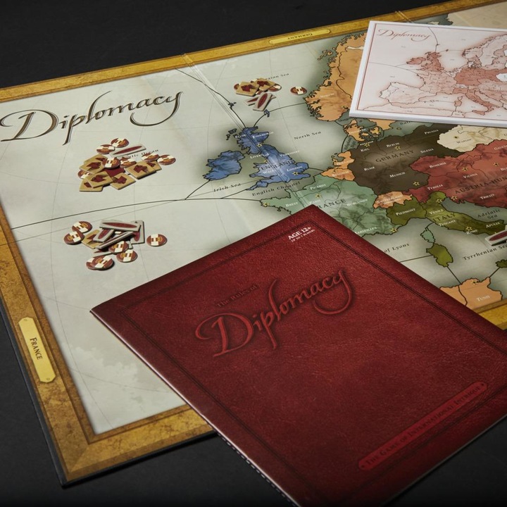 Actual product image Hasbro Gaming Avalon Hill Diplomacy (English)