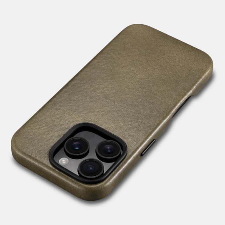 Image du produit iCarer iPhone 17 Pro Max - Oil Wax Premium Magsafe Backcase, Olivgrün (Apple iPhone 17 Pro Max)