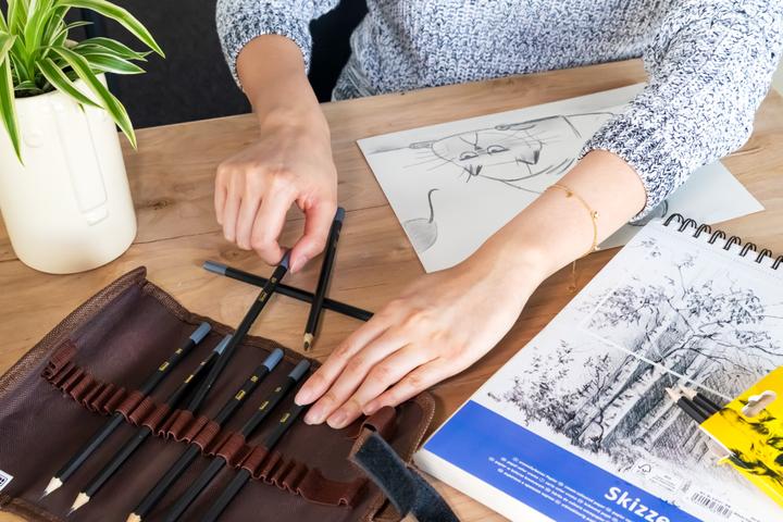 Actual product image Idena Pencils 12s for sketching FSC100% (B, H, 2H, 5B, 4h, 6B, 2B, 4B, 3H, 3B, 5H, HB, 12 x)