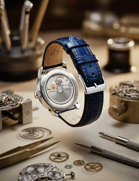 Produktbild Zeppelin Uhr Uhr LZ129 GMT 7668-3 Automatik (Digitaluhr)