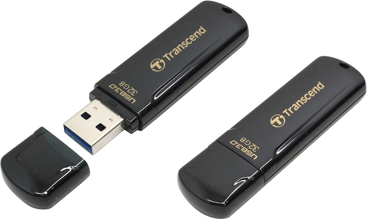 Actual product image Transcend JetFlash 700 (32 GB, USB-A, USB 3.1)