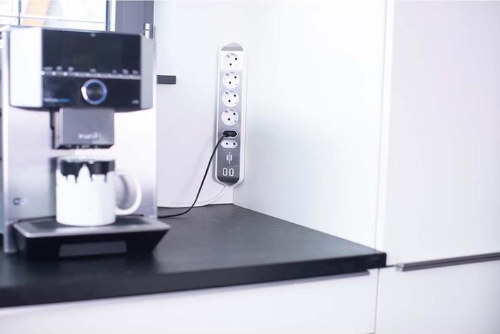 Actual product image Brennenstuhl estilo corner pedestal 6-fold (6x, CEE 7/16, 2 m)