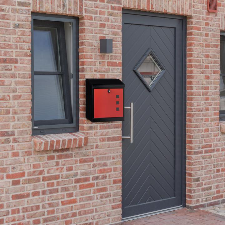 Actual product image Relaxdays Mailbox