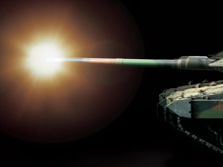 Actual product image Tamiya German Battle Tank Leopard 2 A7V Full Option Kit (Kit)