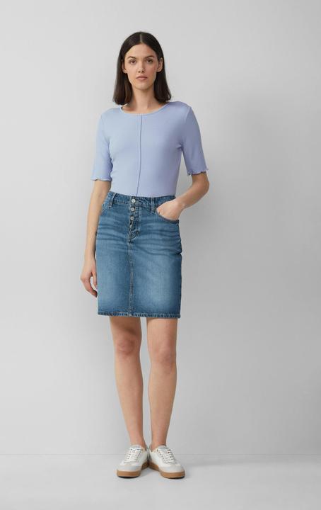 Produktbild S.Oliver T-Shirt Geripptes Slim-Fit-Shirt mit Nahtdetail (48)