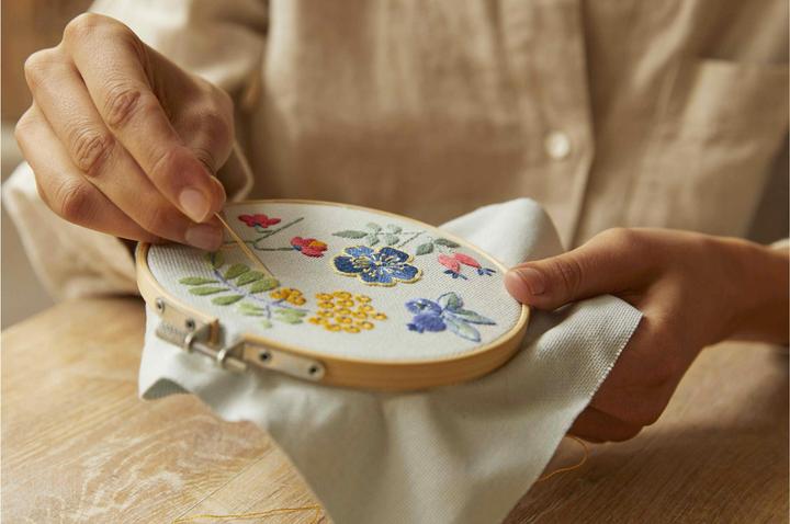 Actual product image DMC Stick set