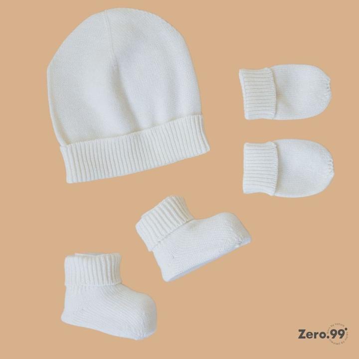 Produktbild Zero.99 Baby Erstlings-Set 3-teilig: Mütze, Fäustlinge & Schühchen. 100% Baumwolle (50, 56, 62)