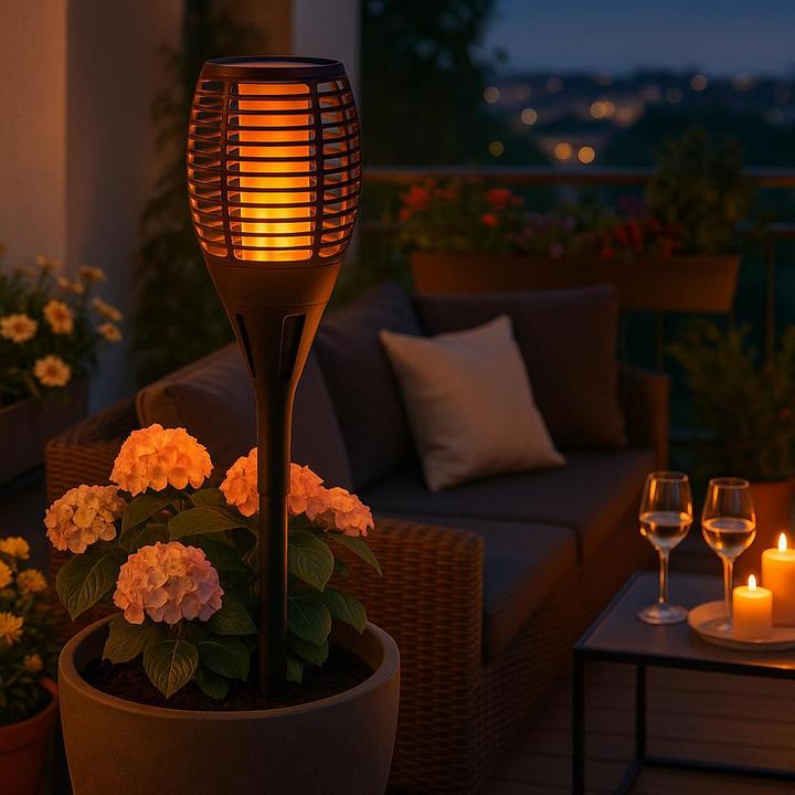 Produktbild Grundig Solarlampe "Flame"