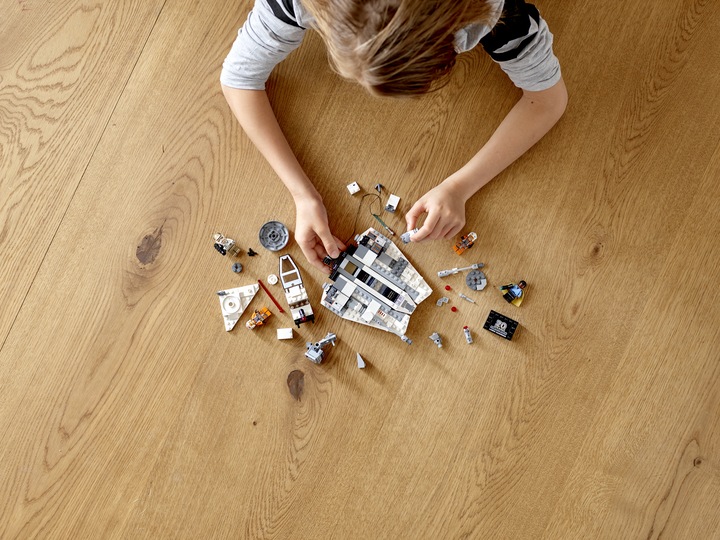 Produktbild LEGO Snowspeeder - 20 Jahre Star Wars (75259, LEGO Star Wars)