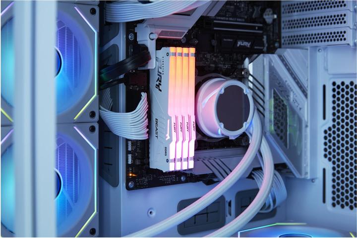Actual product image Kingston Fury Beast RGB (2 x 16GB, 5200 MHz, DDR5-RAM, U-DIMM)