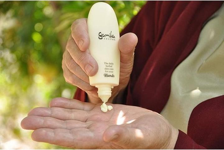 Actual product image Gamila Secret Hand Cream 50ml (50 ml)