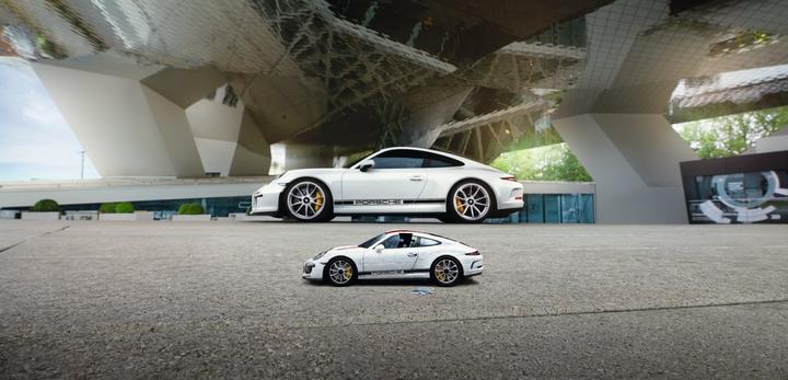 Immagine prodotto Ravensburger 3D - Porsche 911R (108 pezzi)