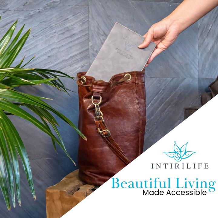 Produktbild Intirilife Notizbuch mit Stiftehalter (A5, Liniert, Harter Einband)