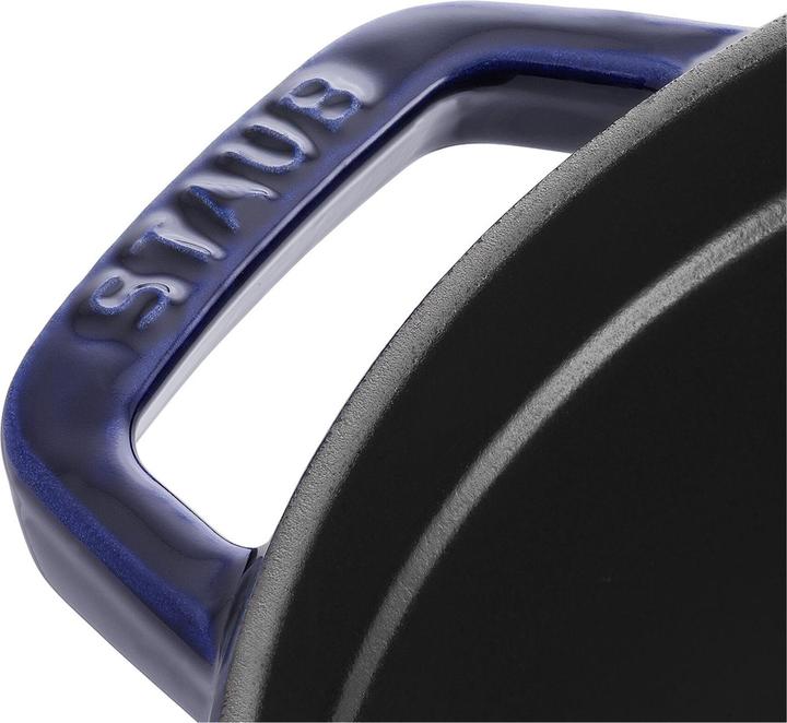 Actual product image Staub Cocotte (Casserole + stew pot, Cast iron, 26 x 11.80 cm)