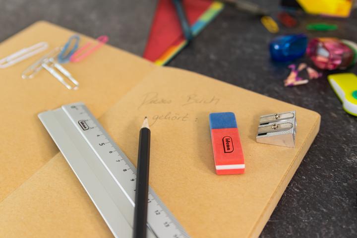 Image du produit Idena Gomme rouge/bleue