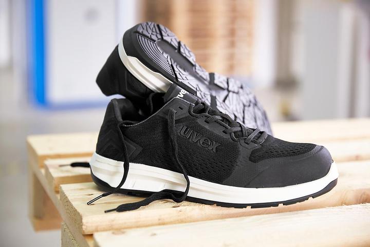 Actual product image Uvex Safety Safety low shoes (S1, 42)