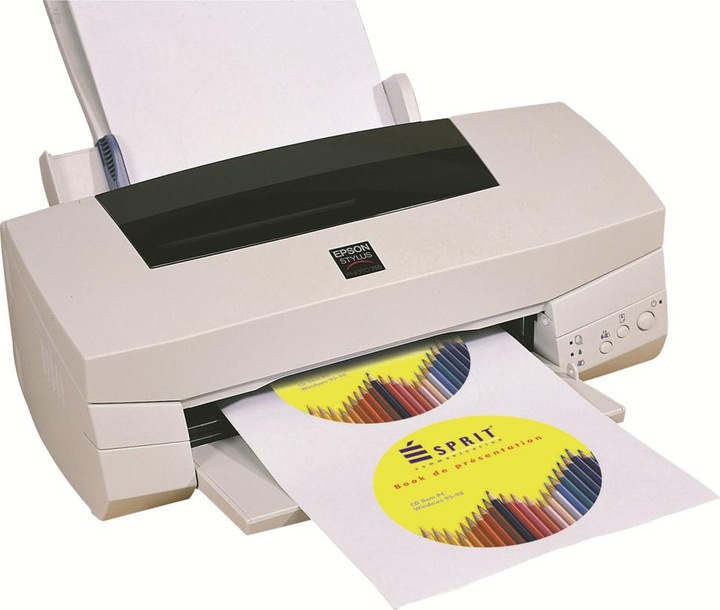 Actual product image Avery CD labels