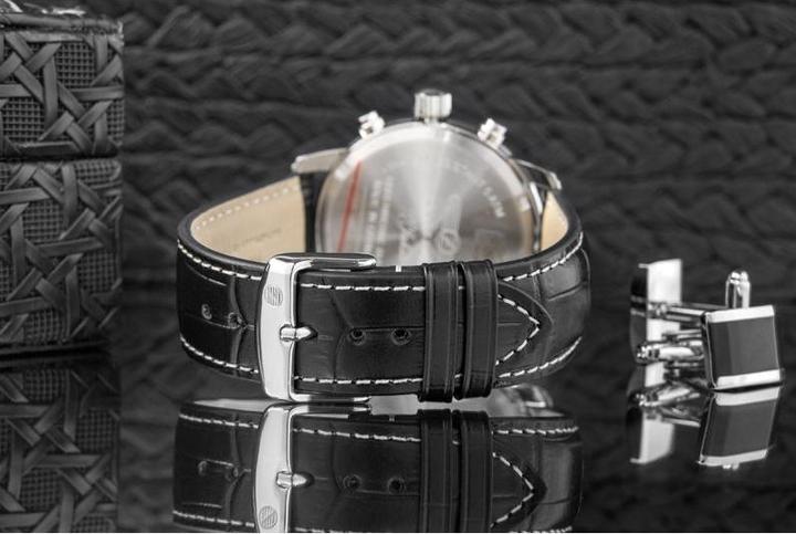 Actual product image Zeppelin LZ127 Count Chronograph (Analogue wristwatch, Chronograph, 42 mm)