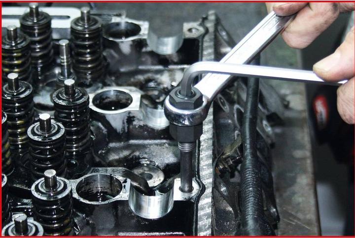 Immagine prodotto KS Tools Set di utensili per la rimozione e l'inserimento dei bulloni, 12 pezzi.