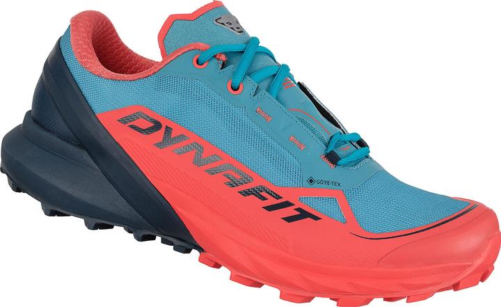 Hot Coral, Brittany Blue