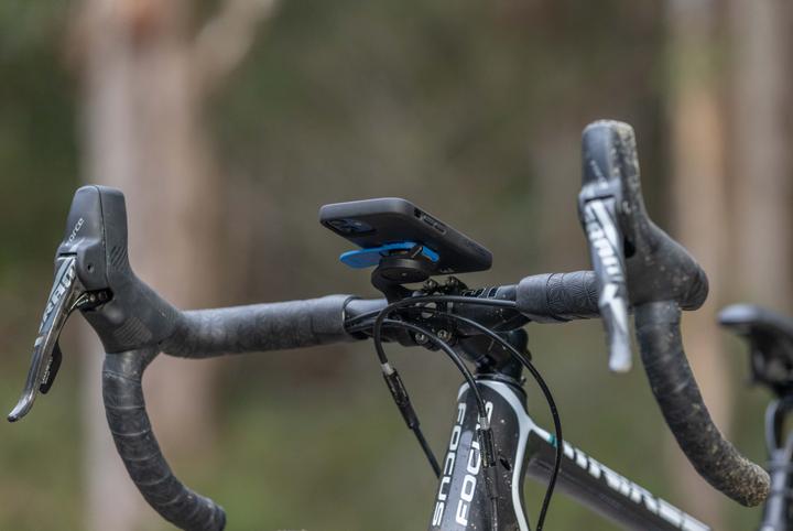 Actual product image Quad Lock Out Front Mount Pro