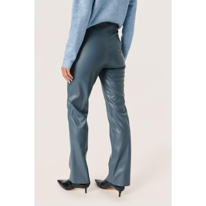 Actual product image Soaked in Luxury Kaylee Straight (M)