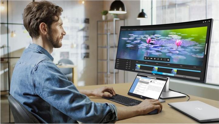 Actual product image Dell UltraSharp U4025QW (5120 x 2160 pixels, 40")