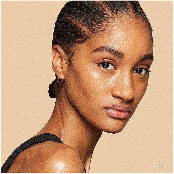 Actual product image Bobbi Brown Vitamin Enrichie Skint Tint Sun Protection Factor 15 Deep 1 (Deep 1)