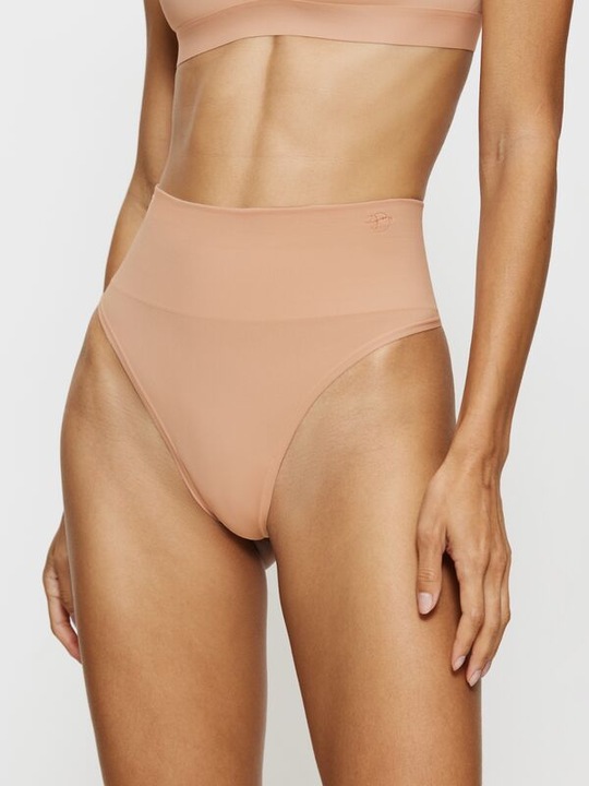 Actual product image Triumph Soft Sculpt Bandeau String (46)