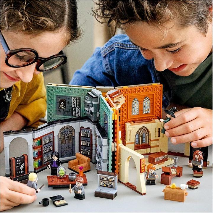 Produktbild LEGO Hogwarts Moment: Zaubertrankunterricht (76383, LEGO Harry Potter, LEGO Seltene Sets)