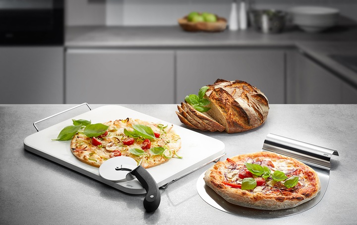 Productafbeelding GEFU Set: DARIOSO pizzasteen met rooster + pizzasnijder