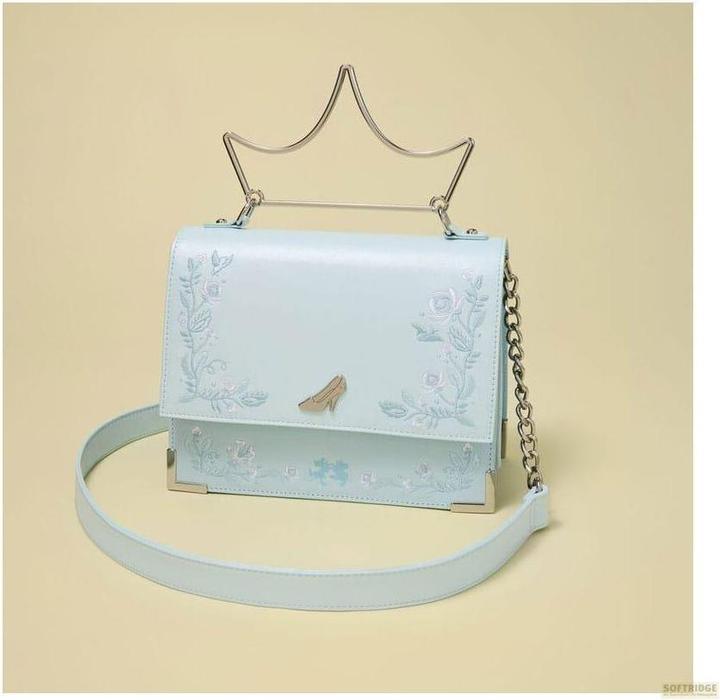 Immagine prodotto Loungefly Disney Princess Cinderella shoulder bag