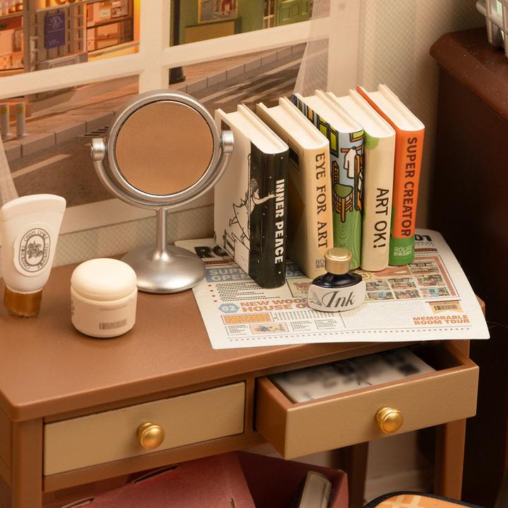 Actual product image Rolife Sweet Dream Bedroom - Diorama