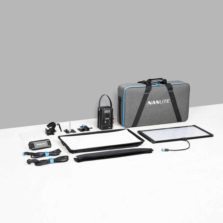 Actual product image Nanlite PavoSlim 120C (Studio light, Surface luminaire, Video light)