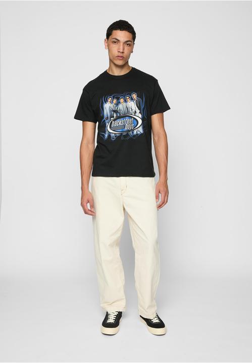 Actual product image Merchcode Backstreet Boys Throwback Oval Tee - 18709 (XS)