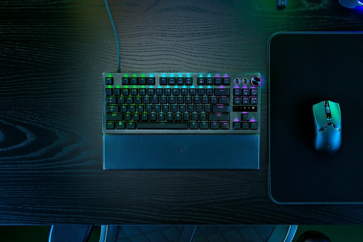 Immagine prodotto Razer Huntsman V3 Pro TKL (DE, Cablato)