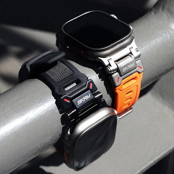 Produktbild Skinarma Band Titon Apple Watch Ultra 49mm black (Silikon)