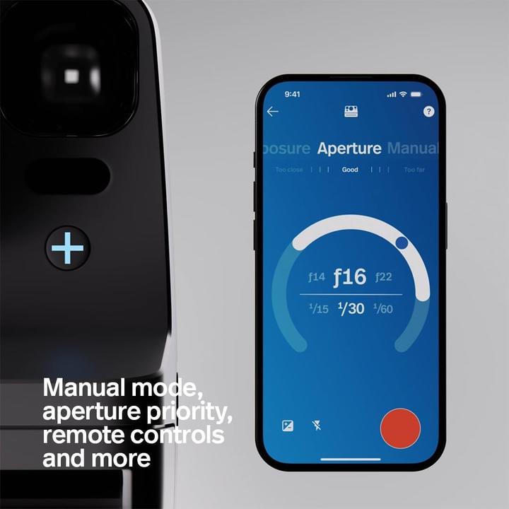 Image du produit Polaroid NOW Gen3 Instant Camera Bluetooth Connected Bundle Camera Color Film 16 photos White 6563