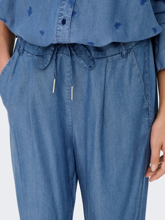 Actual product image Only ONLPOPTRASH Gerade geschnitten Hose Hose (32)