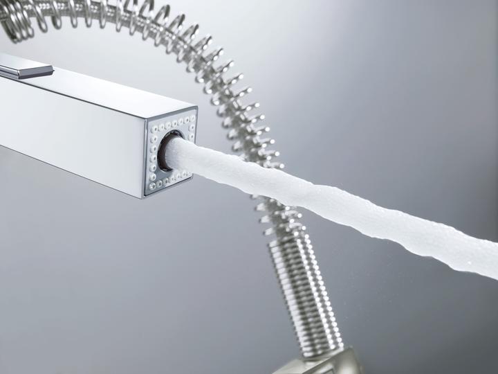 Productafbeelding Grohe Keukenmengkraan met flexibele uitloop Eurocube chroom glans 31395000