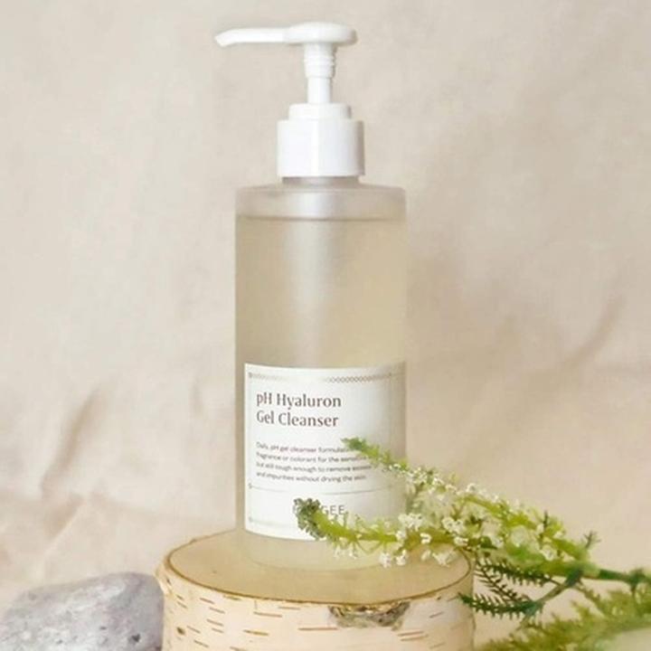 Actual product image Hyggee Ph Hyaluron gel cleanser (Cleansing gel, 200 ml)