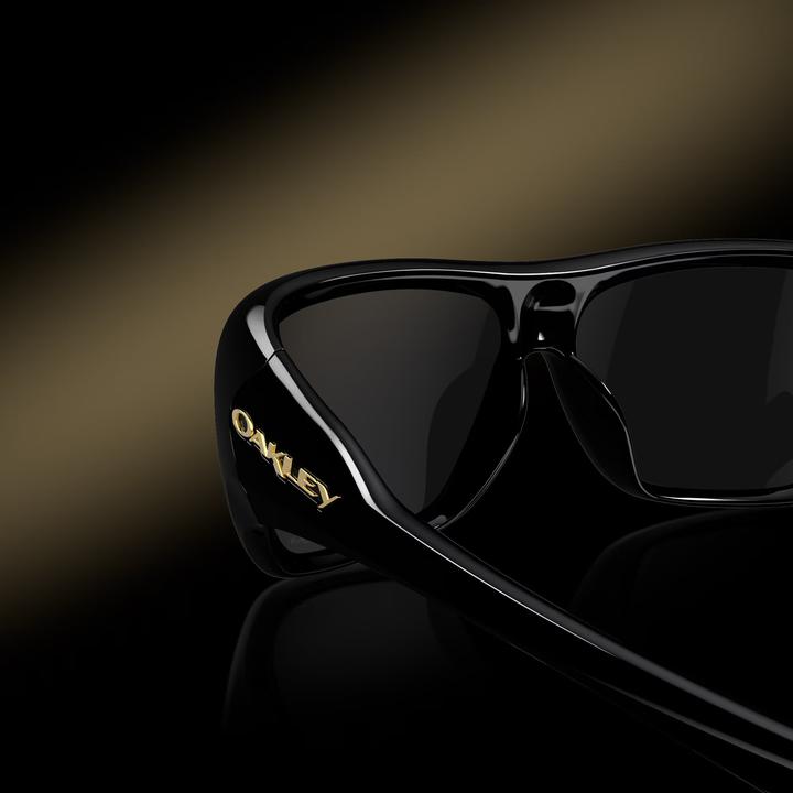 Actual product image Oakley Chaminade (Black glossy, Polished black, Prizm Black)