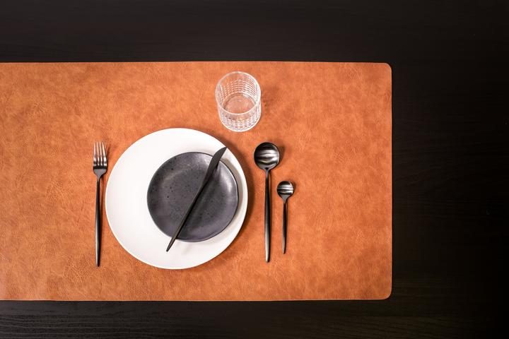 Actual product image Ziczac Table runner "troja (45 x 145 cm)