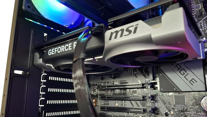 Produktbild Azerty EP Elite (2000 GB, 32 GB, AMD Ryzen 7 7700)