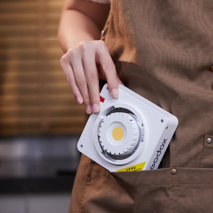 Actual product image Godox ML100BI (Video light)