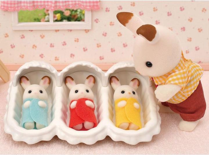 Actual product image Sylvanian Families Triplets Care Set