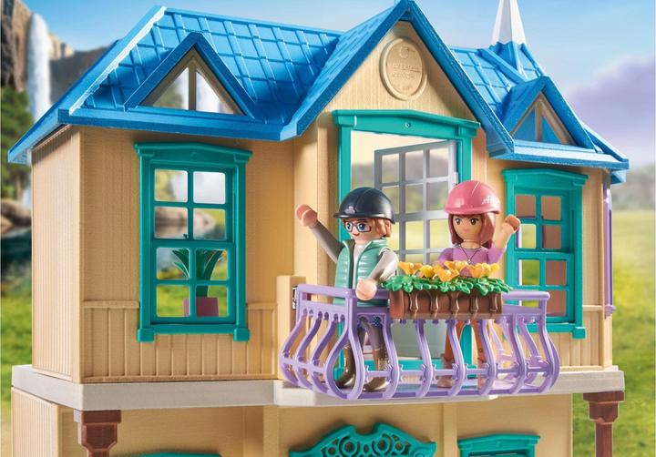 Actual product image Playmobil Waterfall Ranch (71351)