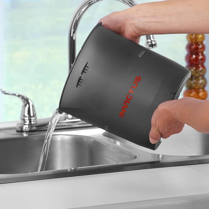 Produktbild Genius Invictus C9 Set 9Piece Wet and Dry Vacuum Cleaner (Saugen + Wischen)