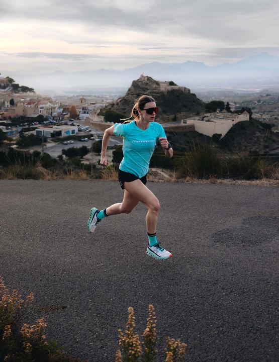 Image du produit Compressport Training SS Logo T-shirt W (S)