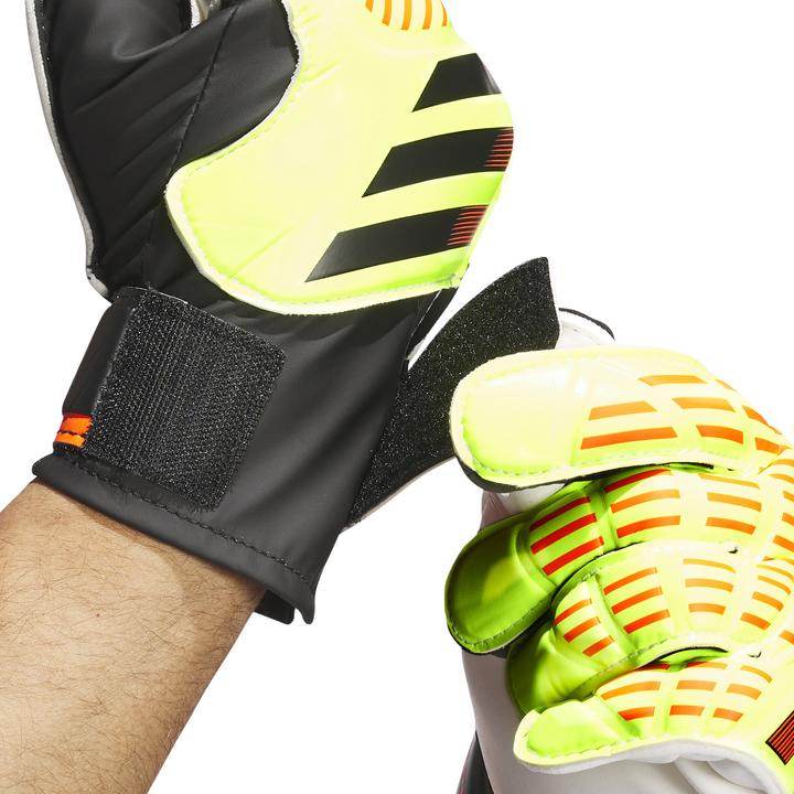 Produktbild Adidas Predator TRN (10)